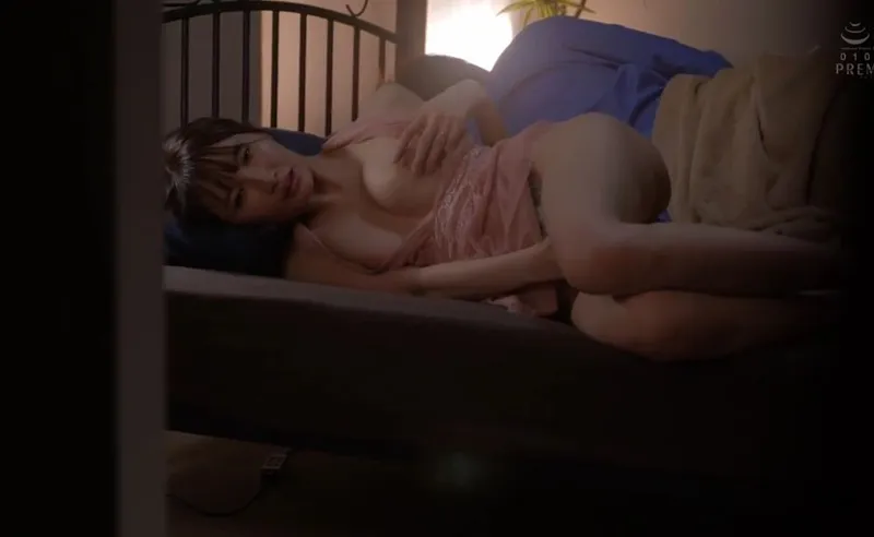 đưa tiền bối say xỉn về nhà, cậu nhân viên số hưởng húp được vợ yêu tiền bối xinh dâm